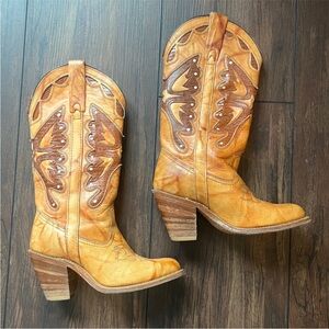 Capezio Vintage Country Western Honey Leather Tall Cowboy Boots Womens Sz 6
M